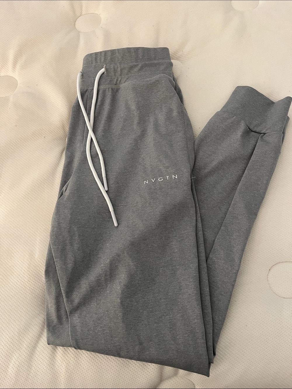 NVGTN women’s Gray Slim Jogger Sweatpants size medium